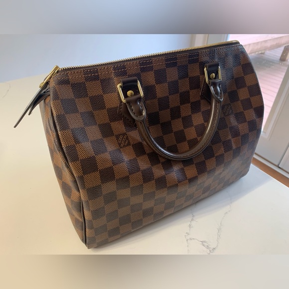 Louis Vuitton Handbag - Picture 4 of 5